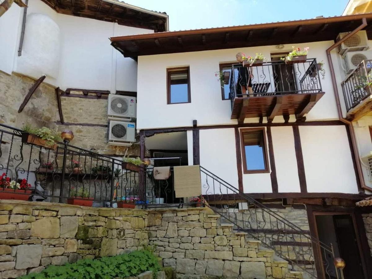 Стаи За Гости Елеганс Elena Exterior foto